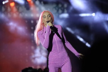 30-08-2023 İstanbul-Türkiye: Gulsen Konser Müzikal Gösterisinde Canlı