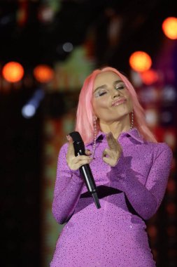 30-08-2023 İstanbul-Türkiye: Gulsen Konser Müzikal Gösterisinde Canlı