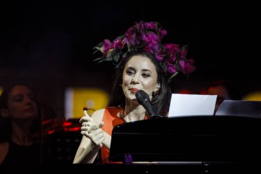 12-06-2022 İstanbul-Türkiye: Beyolu Kültür Festivali Şarkıcısı Karsu