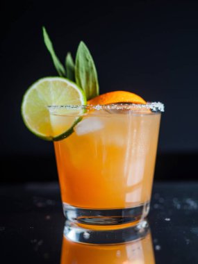 Limonlu Portakallı Margarita Mükemmel Yaz Kokteyli