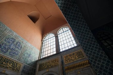 17-04-2025 İstanbul-Türkiye: Topkapı Sarayı 'ndaki Harem Bölümü' nün İç Avlusu