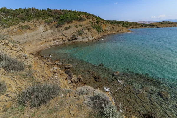 Галечный Пляж Людей Место Отдыха Остров Раб Хорватском Языке — стоковое фото