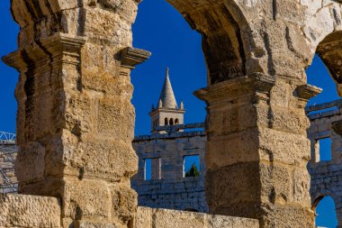 Pula turizmindeki amfiteatr Hırvatistan 'da gladyatör arenasına akın etti