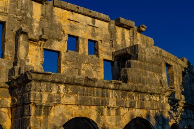 Pula turizmindeki amfiteatr Hırvatistan 'da gladyatör arenasına akın etti