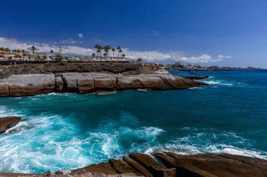 Costa Adeje Sandy, Duque Fanabe İspanya Kanarya Adaları Tenerife 'de sahile çıktı