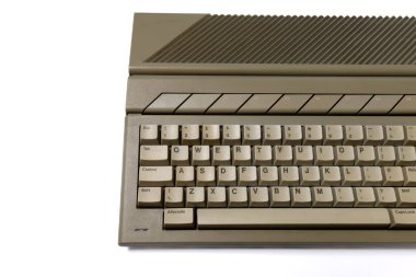 Eski PC 16-bit bilgisayarlar, 1980 ve 1990 'lardan kalma ilkel bilgisayarlar.