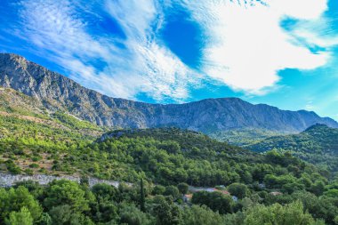 Makarska Riviera plajları Hırvatistan 'ın Drvenik turizm beldesi