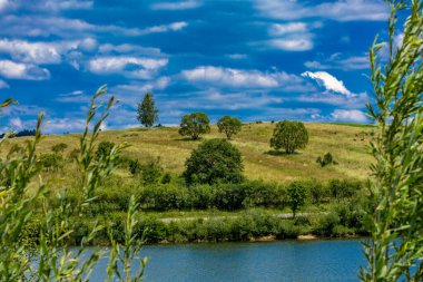 Tatra Dağları Panorama Velo Czorsztyn bisiklet rotası Czorszty göl turistik merkezi çevresinde
