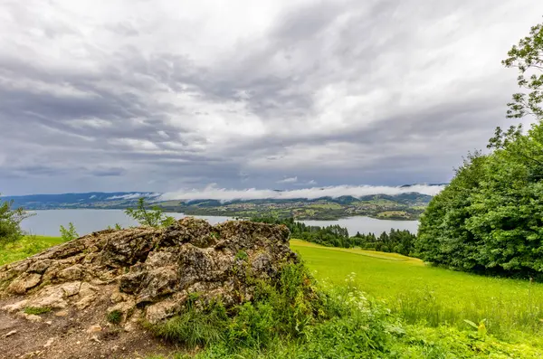 stock image Panorama of the Tatra Mountains Velo Czorsztyn bicycle route around the lake tourist attractions of Czorszty