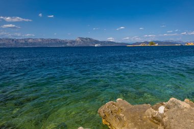 Hırvatistan kıyıları açıklarında Akdeniz 'de bir feribot Trpanj Hırvatistan limanına girdi