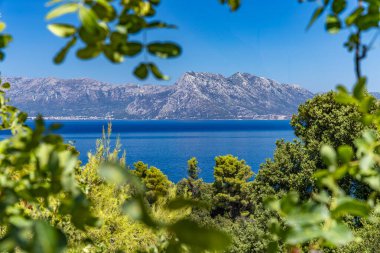 Peljesac yarımadası, sessiz ve huzurlu plajlar, boş, turist yok, sezon dışında dinlenme, küçük Trpanj kasabası