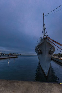 Gdynia, Polska - 31 Aralık. 2024 Polonya destroyeri ORP Blyskawica Gdynia 'da,