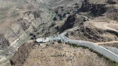Mirador Astronomico de la Degollada de las Yeguas dağ sırası, Gran Kanarya adası, kuş bakışı manzara