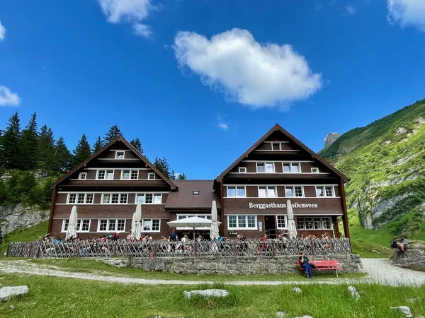 Panoramisch Uitzicht Berggasthaus Bollenwees Bij Faehlensee Alpstein Appenzell Zwitserland 2023 — Stockfoto