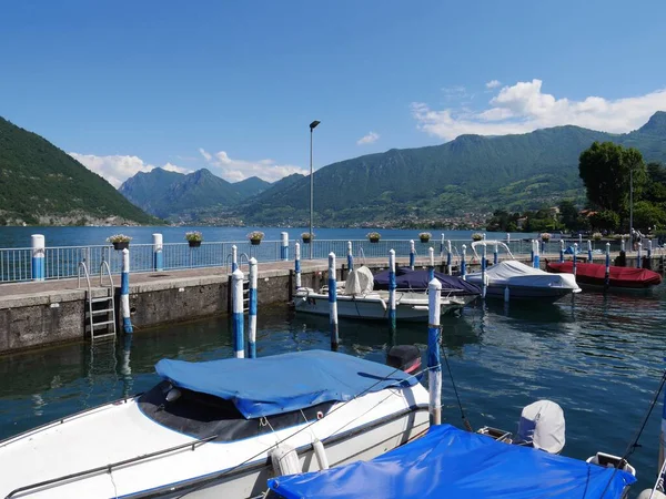 意大利伦巴第Lago Diseo的Sulzano港 高质量的照片 图库图片
