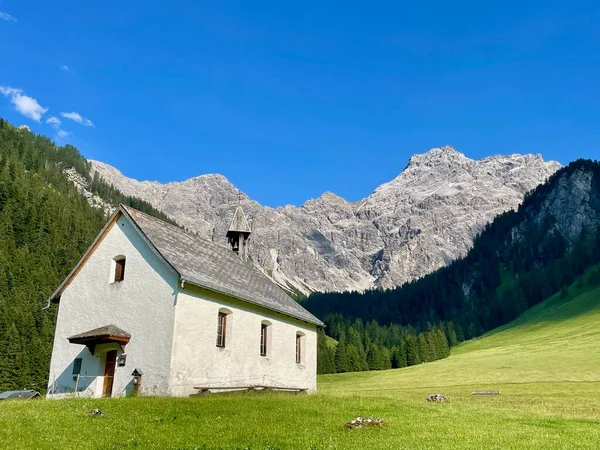 Kaplica Sankt Rochus Nenzinger Himmel Vorarlberg Austria Tak Wysokiej Jakości — Zdjęcie stockowe