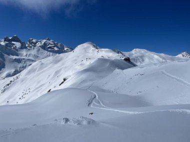 Avusturya, Montafon 'daki Golm kayak merkezinde güzel bir kış manzarası. Yüksek kalite fotoğraf
