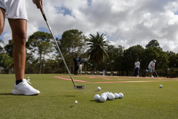 Golflektion För Nybörjare Bollar Och Klubbor — Stockfoto