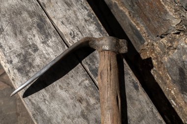 Peru 'da kırsal kesimlerde kullanılan çapa çalışması