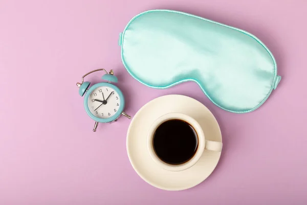 Sleeping Mask Alarm Clock Fragrant Coffee Lilac Background Flat Lay — Stok fotoğraf