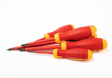 Kırmızı tornavida beyaz arka planda izole edildi. Araç.