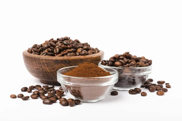 Bowl Ground Coffee Beans Isolated White Background — Stockfoto
