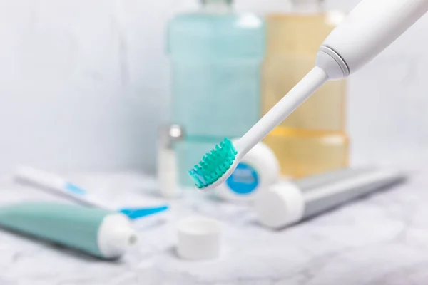 Elektrische Tandenborstel Achtergrond Van Badkamer Slimme Elektrische Tandenborstel Moderne Gezondheidstechnologieën — Stockfoto