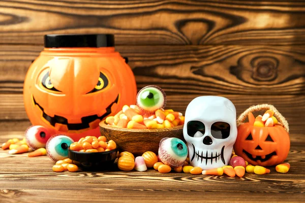 Halloween Pumpkin Flavored Corn Candy Jelly Eye Sugar Skull Jelly — Stock Photo, Image
