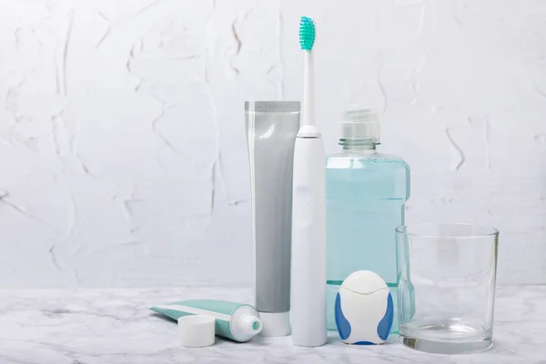 Bathroom Sonic Electric Toothbrush Toothpaste Mouthwash Dental Floss Tongue Cleaner — Stock Photo, Image