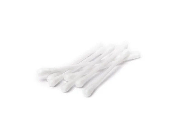 Witte Wattenstaafjes Geïsoleerd Witte Achtergrond Katoenknoppen Hygiënische Wattenstaafjes Voor Oren — Stockfoto