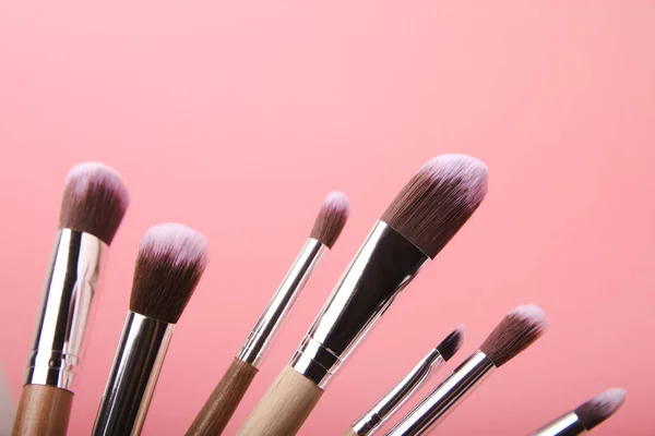 Cepillo Maquillaje Cosmético Sobre Fondo Rosa Producto Cosmético Para Maquillaje — Foto de Stock