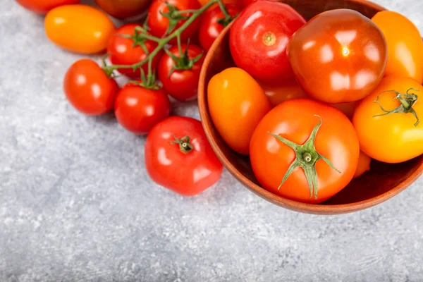 Tomater Marmor Konsistens Bakgrund Körsbärstomater Gula Rosa Bruna Och Svarta — Stockfoto