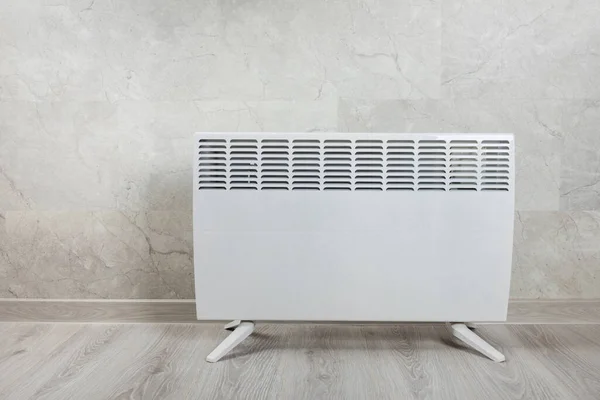 Diversi Tipi Radiatori Deposito Sistemi Riscaldamento Radiatore Moderno Casa Riscaldamento — Foto Stock