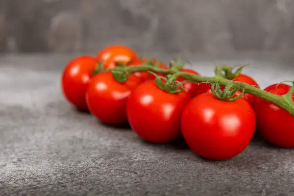 Tomates Fundo Textura Mármore Tomates Cereja Tomates Amarelos Rosa Marrons — Fotografia de Stock