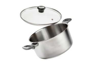 Paslanmaz çelik tencere beyaz arka planda izole edilmiş. Modern tencere. Mutfak aletleri. Pişirme tavası. Yemek pişirme konsepti. Model