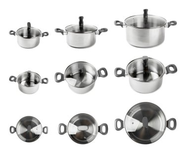 Paslanmaz çelik tencere beyaz arka planda izole edilmiş. Modern tencere. Mutfak aletleri. Pişirme tavası. Yemek pişirme konsepti. Model