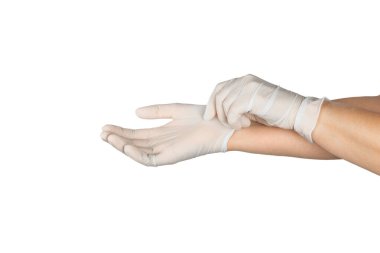 Beyaz arka planda izole edilmiş tıbbi nitril eldivenler. Cerrahi lateks eldivenler. Lastik eldiven üretimi. Doktor ya da hemşire koruyucu eldiven takıyor. Tıp konsepti. Kısırlık, koruma.