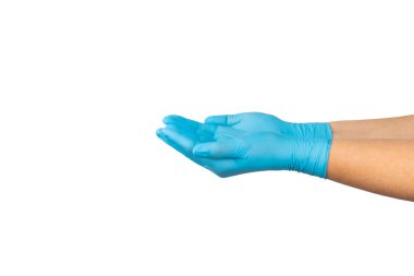 Beyaz arka planda izole edilmiş tıbbi nitril eldivenler. Cerrahi lateks eldivenler. Lastik eldiven üretimi. Doktor ya da hemşire koruyucu eldiven takıyor. Tıp konsepti. Kısırlık, koruma.