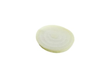 Beyaz arka planda soğan izole edilmiş. Soğan dilimi. Soğan halkaları. Taze Sarı Soğan. Doğal, taze, vejetaryen yiyecekler. Tarım ürünleri. Sağlıklı beslenme. Sebzeler. Çiftçi pazarı..