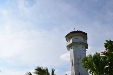 Papua 'daki deniz feneri Endonezya ve Papua Yeni Gine arasındaki sınırın sembolüdür.