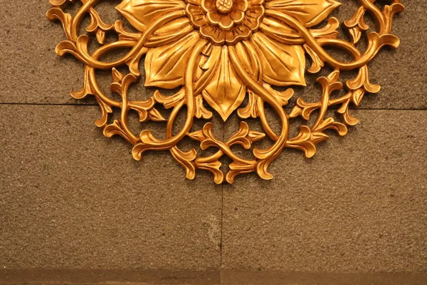 Die Dekoration Der Wand Goldfarbe Trägt Zur Schönheit Des Raumes — Stockfoto
