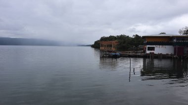 Matano Gölü, Sorowako, Güney Sulawesi çevresi çok güzel. Endonezya