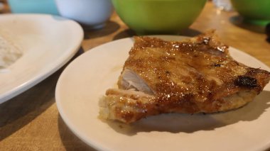 Masada ızgara ton balığı.