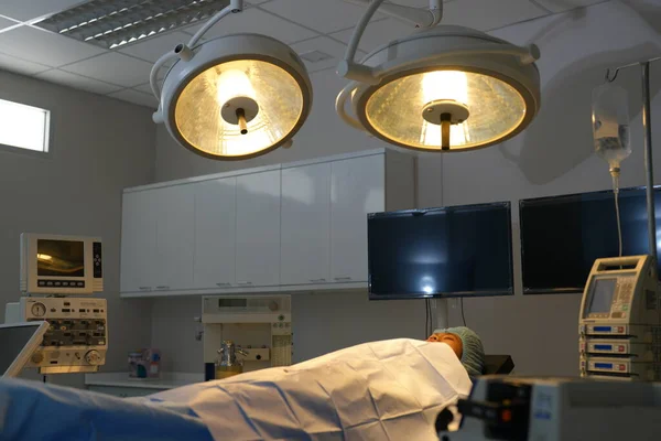Hasta Hastane Odasında Ameliyathane Seçici Odaklanma — Stok fotoğraf