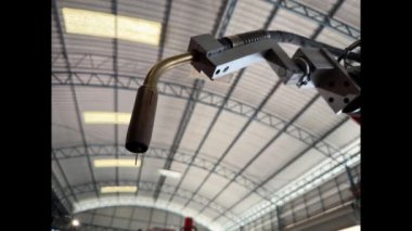 Kaynak ucu, fabrikadaki robot.