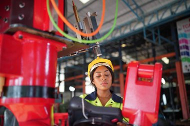 Üretim fabrikası ve üretim mühendisliği için endüstriyel otomatik robot makinesi 