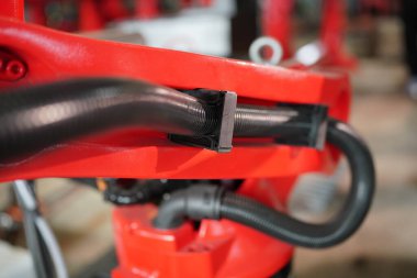 Bilgi teknolojileri bilgisayar ağları, telekomünikasyon kabloları.