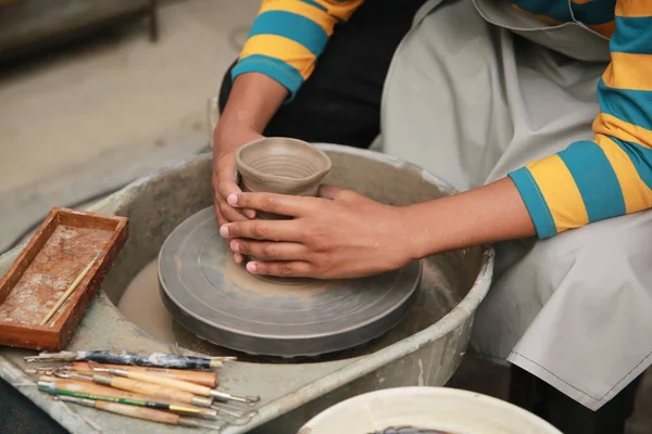Young Afro Man Hand Potter Making Clay Vase Pottery Workshop — Stock Photo, Image
