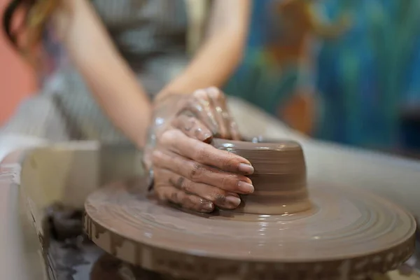 Close View Craftswoman Apron Sitting Pottery Wheel Using Craft Tool — Stock Photo, Image