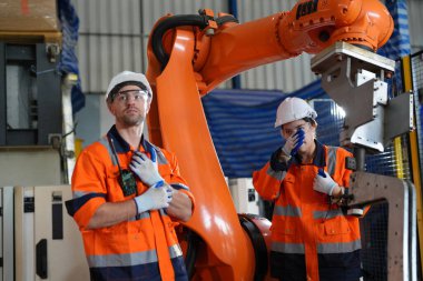 Robotik Silah Mühendisleri, bir Yapay Zeka Bilgisayar İşlemcisi Birimi yazılımı ile ekipmanları kontrol ediyor